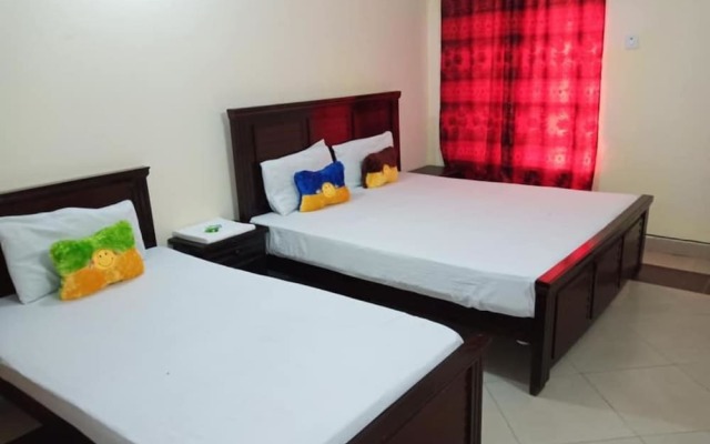 Hotel 4 Season Multan