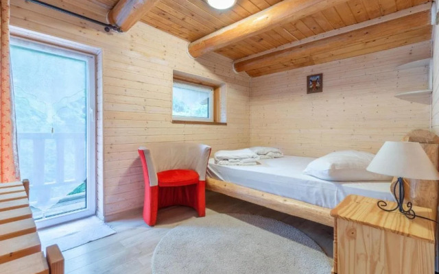 . Cabana CALINET (integral) casute tip camping