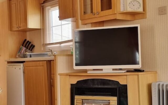 8 Berth Caravan Direct Beach Access
