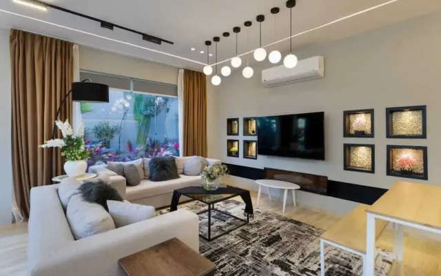 3BD Apt. With Garden in 9th District