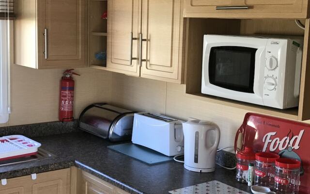 Craig Tara Deluxe Caravan Holidays
