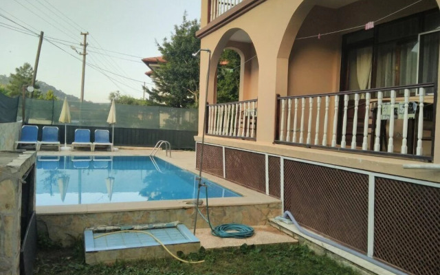 Pisilis Hotel