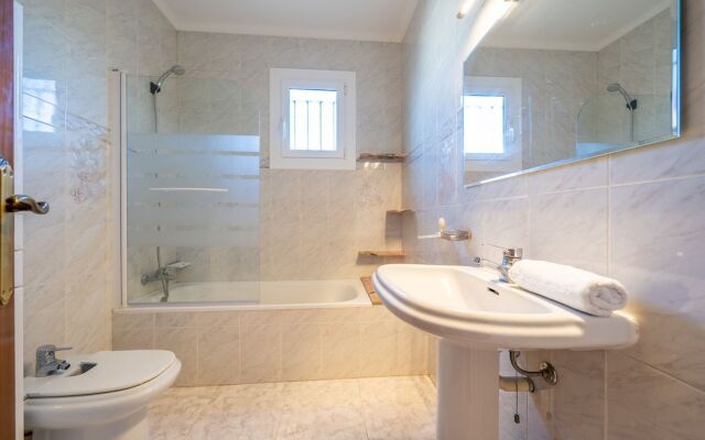 HomeHolidaysRentals Alma - Costa BCN