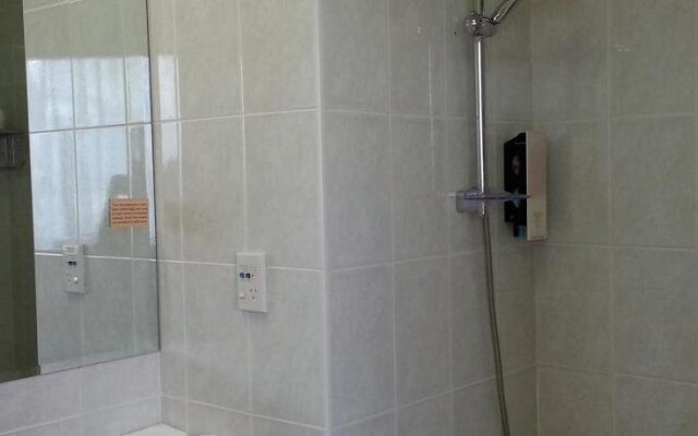 Riddiford Hotel