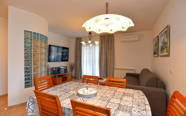 Apartments Elvis 1299