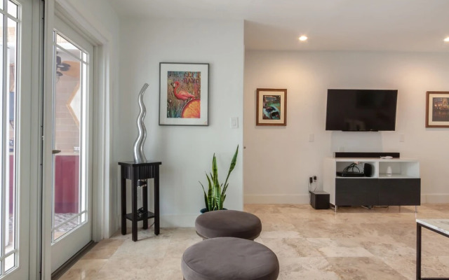 Villa San Souci - Waterfront