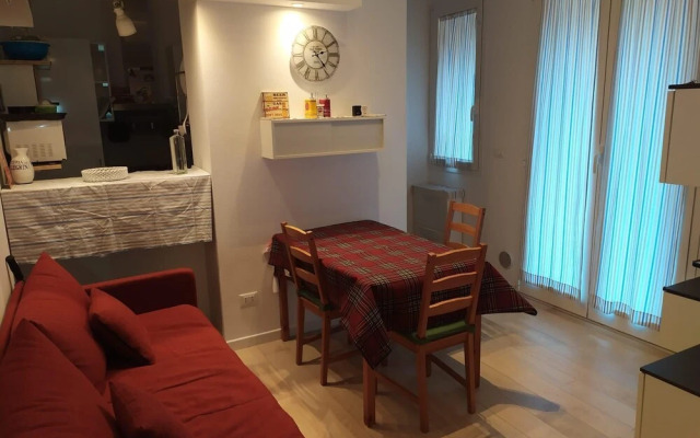 Little Secret Apartment by Wonderful Italy