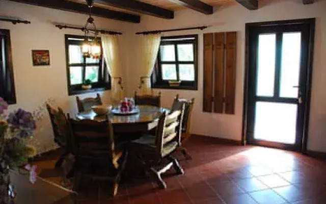 Hilde's Residence