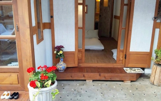 Jeonju Borisoo Hanok Pension