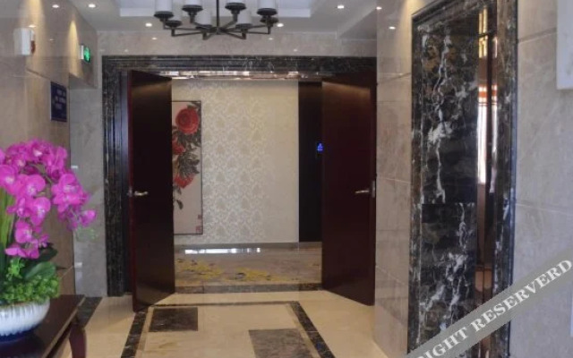 Xinlong Hotel