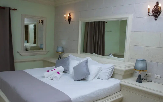Hotel Castillo Real