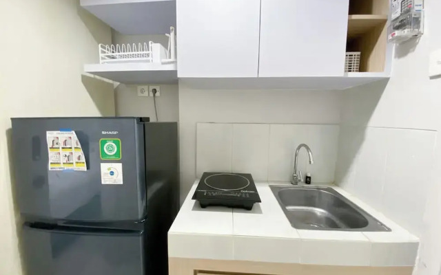 Minimalistic and Cozy Studio Amartha View Apartment