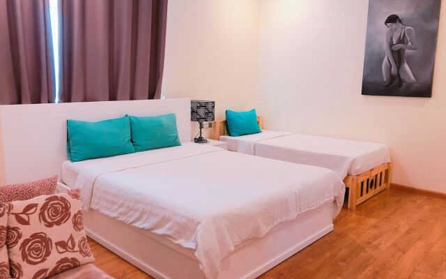 Queen Central Hotel 2
