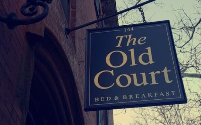 The old Court bed and Breakfast