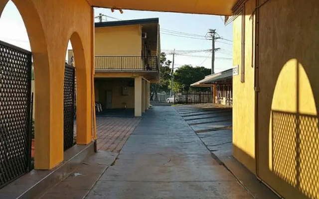 Grand Bundaberg Hostel