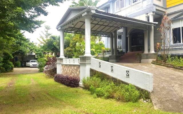 Hotel O Rumah Massagena Syariah Near Gedung Olahraga Enrekang