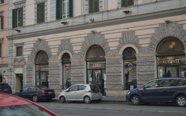 Roman Flats