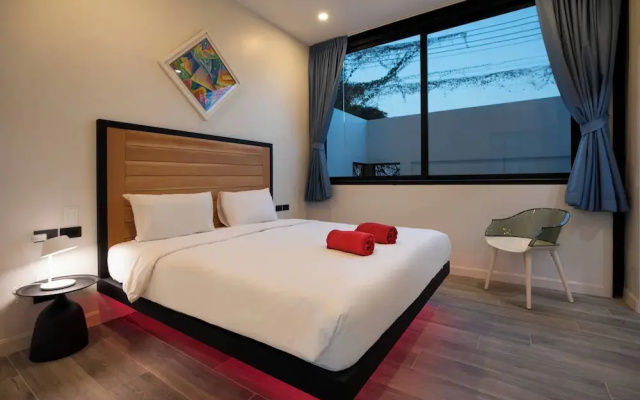 New 17m Eco Pool Villa Sunset Garden 12