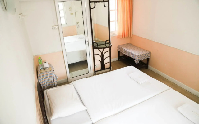 White Lodge Hotel Bangkok