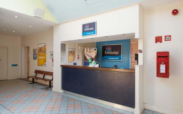 Travelodge Swansea M4