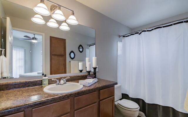 Luxury Scottsdale Suite + Pool + Gym