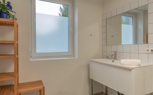 Chalet Love the Alps, 22pax, near ski lift