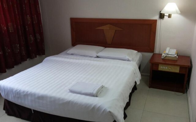 OYO 11342 Liwah Hotel Near Hospital Umum Sarawak
