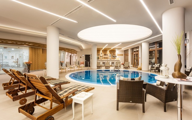 Orlovets Hotel