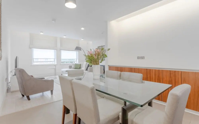 Central London - 2 Beds - Sleeps 4 - Lift