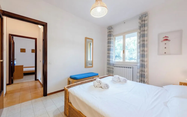 Peaceful Apartment In Deiva Marina