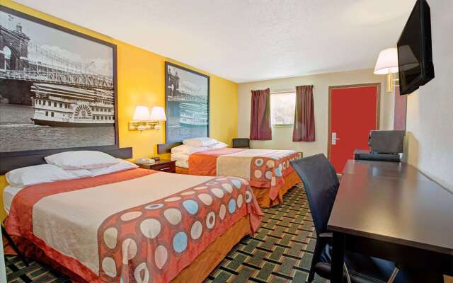 Super 8 by Wyndham Cincinnati/Springdale OH