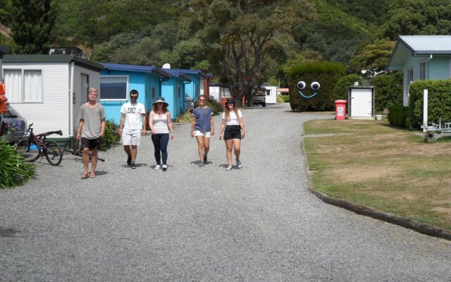 Waikawa Bay Holiday Park