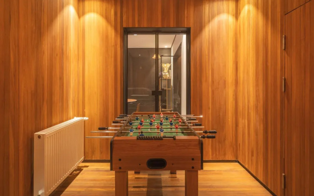 Smart House with 3 Suites