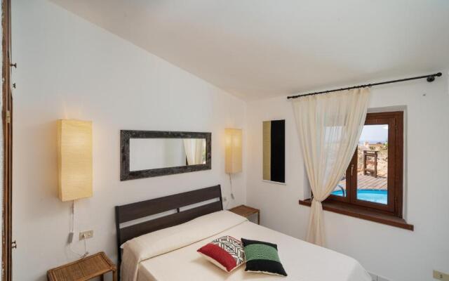 Costa Paradiso Resort