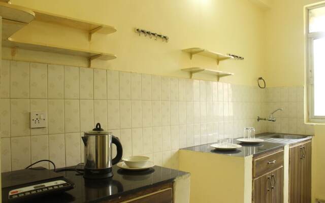 OYO 9280 Home 2 BHK Miramar Beach