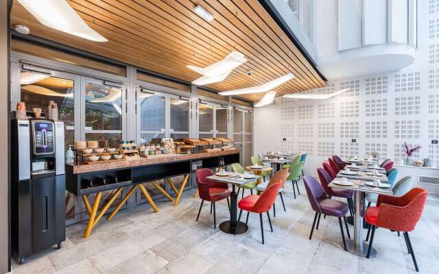 Hotel B55