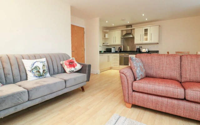 1 Tregonwell Court