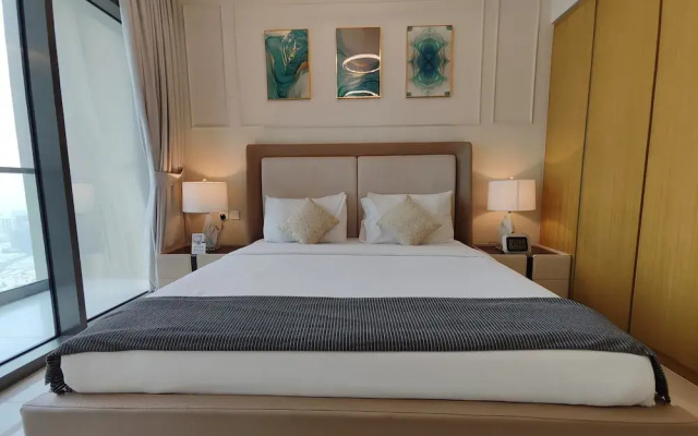 Lux BnB Aykon City I Skyline Canal Views