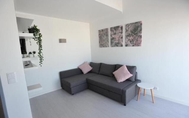 Lagos Central Apartments Ap 9