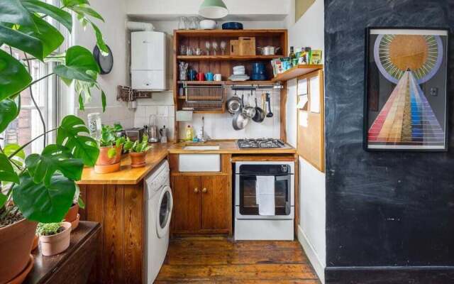 Charming Quirky 1bed in Bethnal Green 1min to Tube