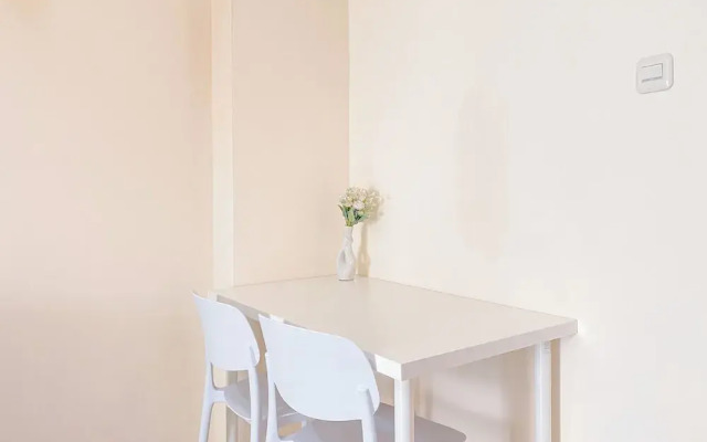Modern Look 1Br At Cibubur Village Apartment