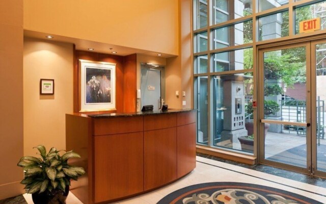 Lord Stanley Suites On The Park