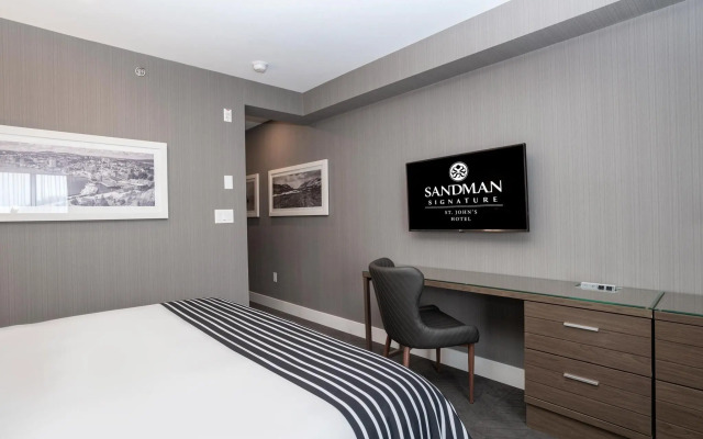 Sandman Signature St. John's Hotel