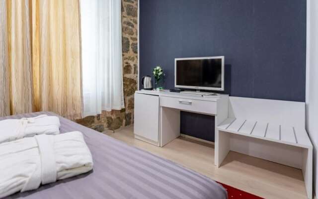 Castle View in Deluxe Room - Hotel Rose Split