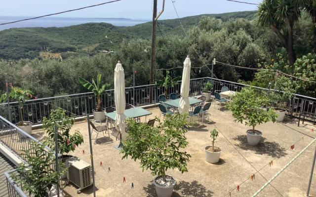 Studios Ristas Kostas