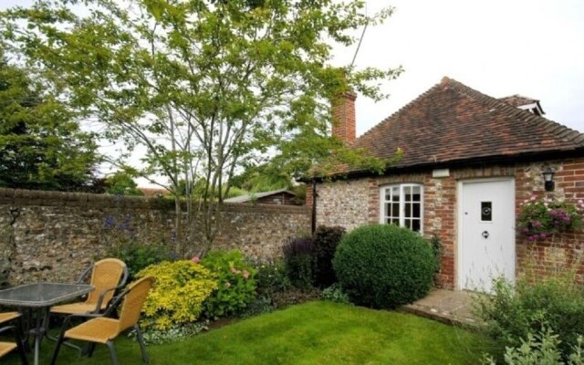 The Old Coach House, Goodwood 413839