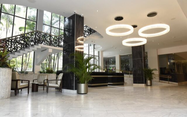 Renaissance Panama City Hotel