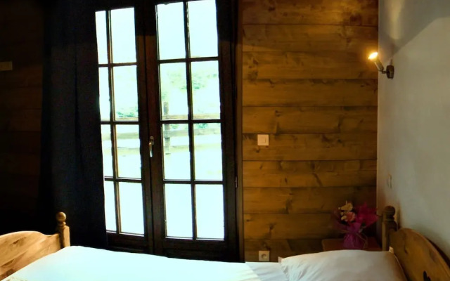 Luxury Flat With Sauna in the French Alps