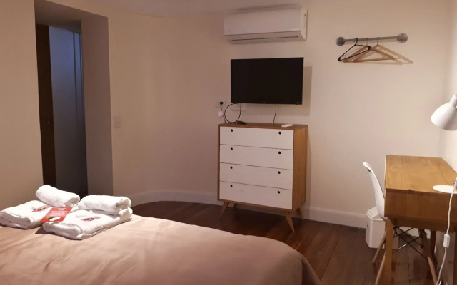Sabatico Travelers Hostel & Guesthouse