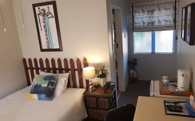 Aandbloem Guest House